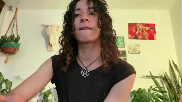 Image 12 of camille_delrey Stream on Chaturbate on 1 month ago
