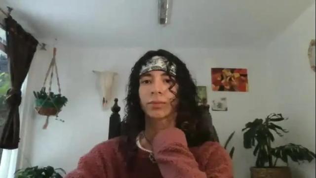 Image 2 of camille_delrey Stream on Chaturbate on 16 days ago