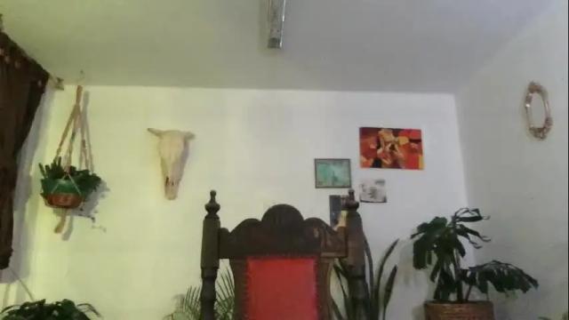 Image 8 of camille_delrey Stream on Chaturbate on 16 days ago