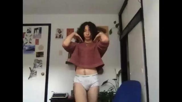 Image 12 of camille_delrey Stream on Chaturbate on 9 days ago