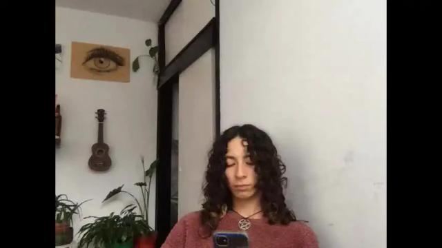 Image 6 of camille_delrey Stream on Chaturbate on 9 days ago