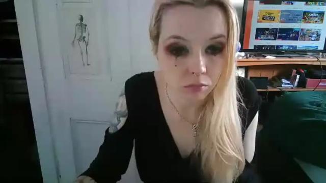 Image 2 of camille_deville Stream on Chaturbate on 11 months ago