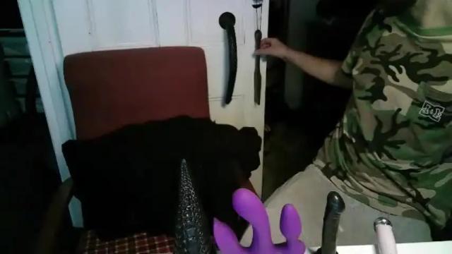 Image 10 of camille_deville Stream on Chaturbate on 16 months ago