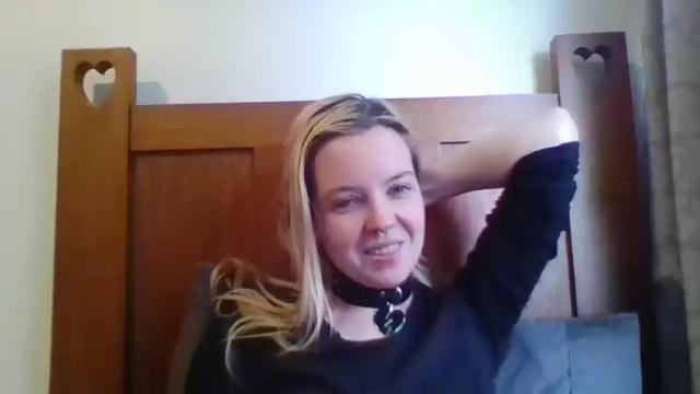 Image 11 of camille_deville Stream on Chaturbate on 15 months ago