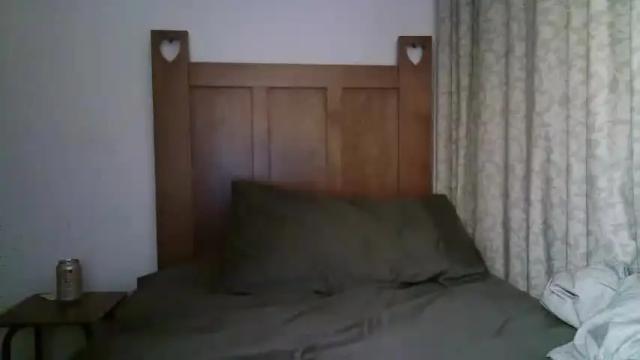 Image 6 of camille_deville Stream on Chaturbate on 14 months ago