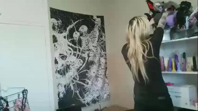 Image 12 of camille_deville Stream on Chaturbate on 1 month ago