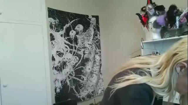 Image 4 of camille_deville Stream on Chaturbate on 1 month ago