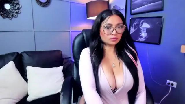 Image 2 of camille_von Stream on Chaturbate on 24 months ago