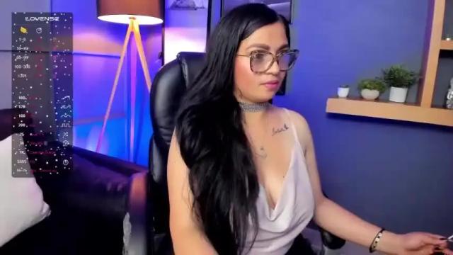 Image 2 of camille_von Stream on Chaturbate on 24 months ago