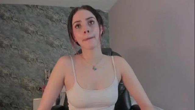 Image 6 of camillen_pettid Stream on Chaturbate on 1 month ago