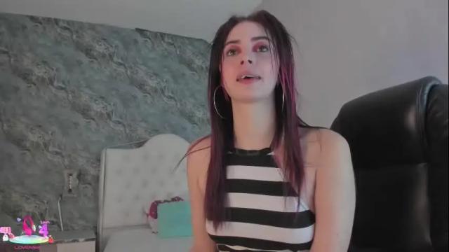 Image 4 of camillen_pettid Stream on Chaturbate on 1 month ago