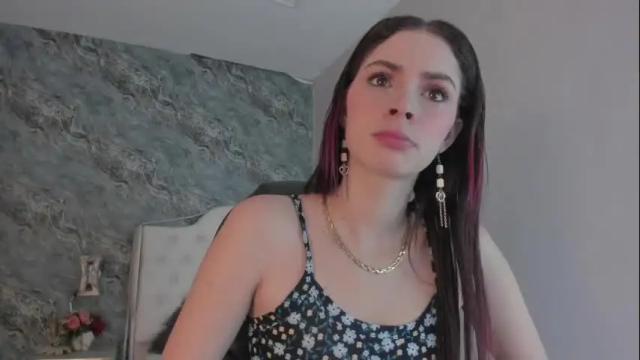 Image 2 of camillen_pettid Stream on Chaturbate on 1 month ago