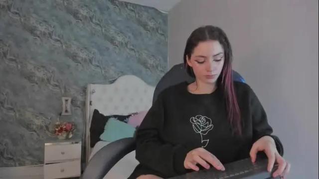 Image 11 of camillen_pettid Stream on Chaturbate on 10 days ago