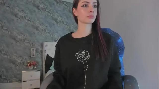 Image 12 of camillen_pettid Stream on Chaturbate on 10 days ago