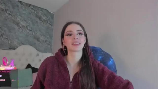 Image 11 of camillen_pettid Stream on Chaturbate on 8 days ago