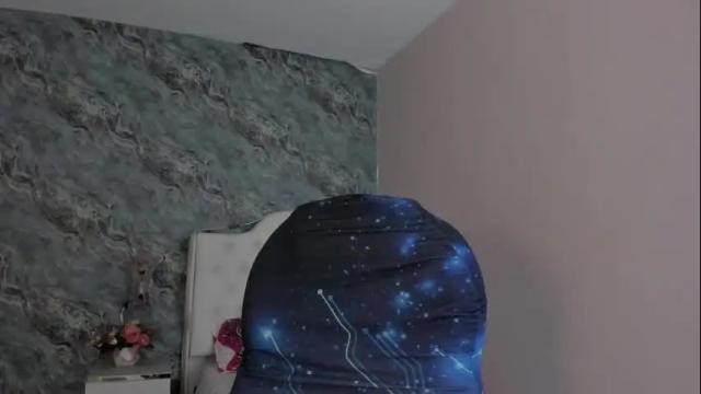 Image 4 of camillen_pettid Stream on Chaturbate on 7 days ago