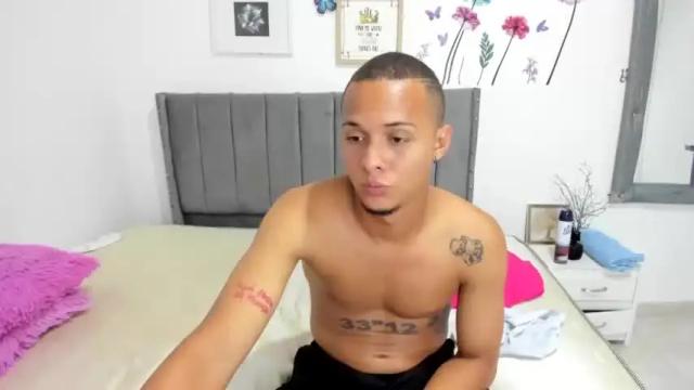 Image 10 of camilo_hot40 Stream on Chaturbate on 15 months ago