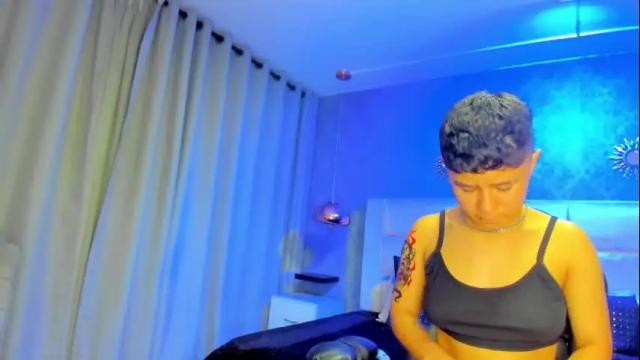 Image 4 of camithompson Stream on Chaturbate on 2 months ago