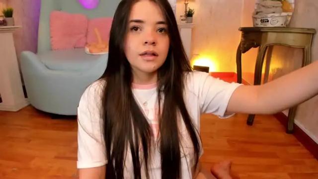 Image 10 of cammiefoals Stream on Chaturbate on 19 months ago