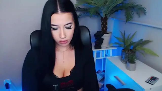 Thumbnail 3, camrobyn's Stream at Chaturbate, 19 months ago