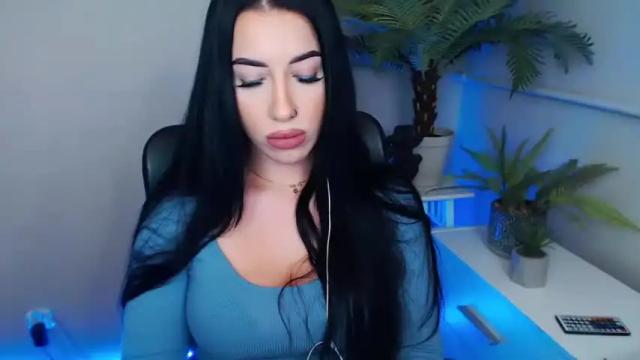 Thumbnail 3, camrobyn's Stream at Chaturbate, 19 months ago