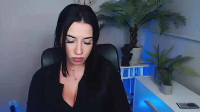 Thumbnail 2, camrobyn's Stream at Chaturbate, 19 months ago