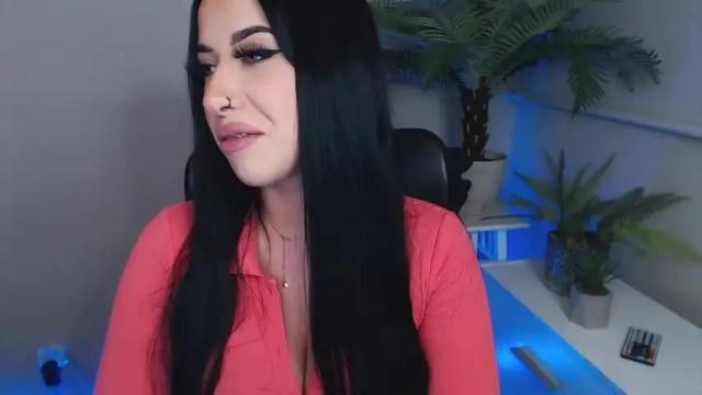 Image 11 of camrobyn Stream on Chaturbate on 19 months ago