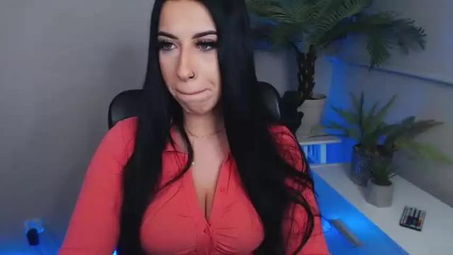 Image 2 of camrobyn Stream on Chaturbate on 19 months ago