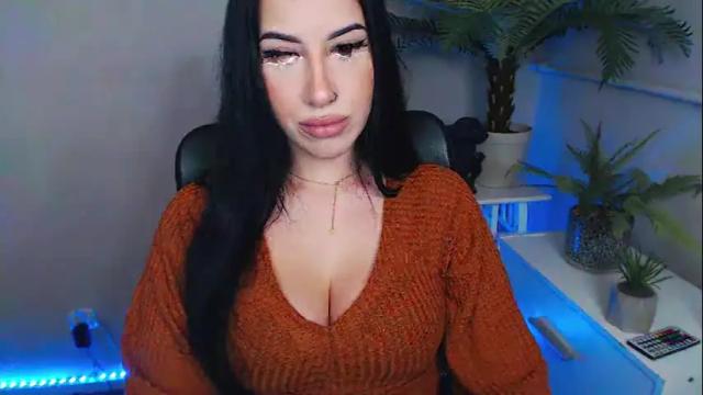 Image 11 of camrobyn Stream on Chaturbate on 19 months ago