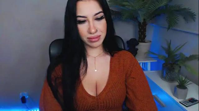 Thumbnail 2, camrobyn's Stream at Chaturbate, 19 months ago