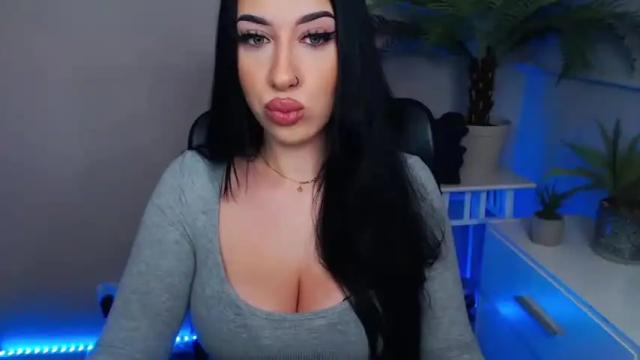 Thumbnail 2, camrobyn's Stream at Chaturbate, 18 months ago