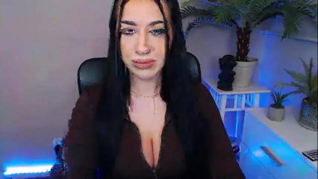 Thumbnail 1, camrobyn's Stream at Chaturbate, 18 months ago