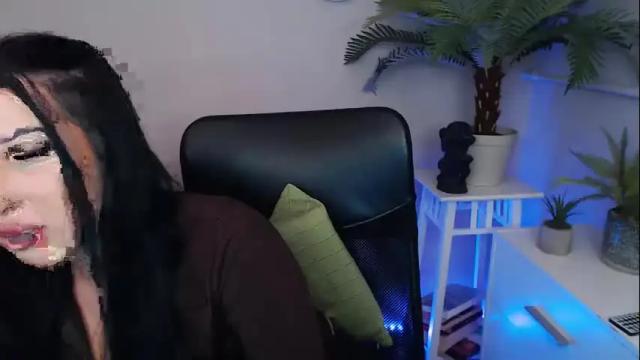 Image 10 of camrobyn Stream on Chaturbate on 18 months ago