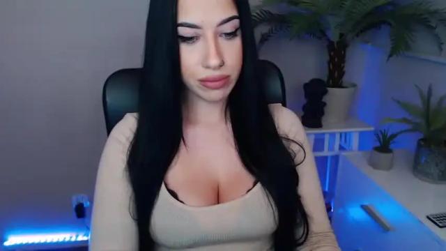 Thumbnail 3, camrobyn's Stream at Chaturbate, 18 months ago