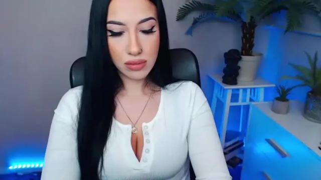 Thumbnail 3, camrobyn's Stream at Chaturbate, 18 months ago