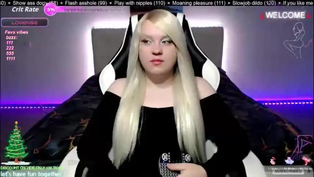 Image 11 of camsmiley Stream on Chaturbate on 21 days ago