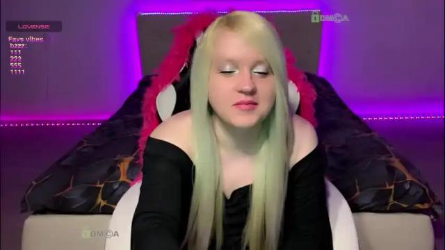 Image 7 of camsmiley Stream on Chaturbate on 8 days ago