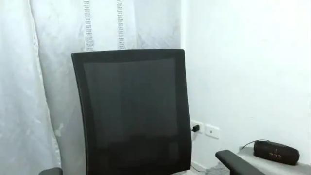Image 3 of candacesxhot Stream on Chaturbate on 12 days ago