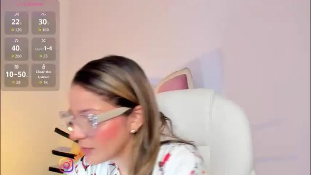 Thumbnail 2, candase_'s Stream at Chaturbate, 1 month ago