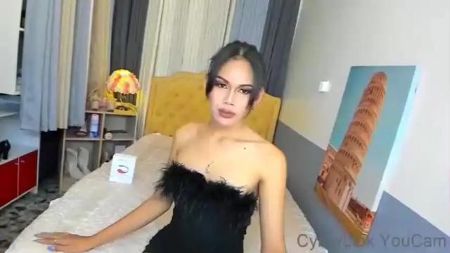 Image 6 of candeethenaughty Stream on Chaturbate on 16 months ago