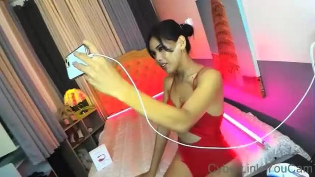 Image 8 of candeethenaughty Stream on Chaturbate on 16 months ago