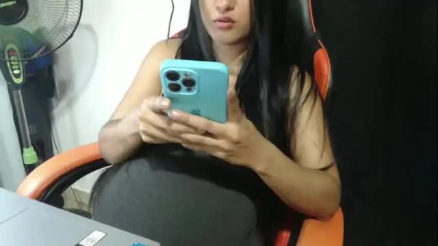 Image 12 of candence69 Stream on Chaturbate on 3 months ago