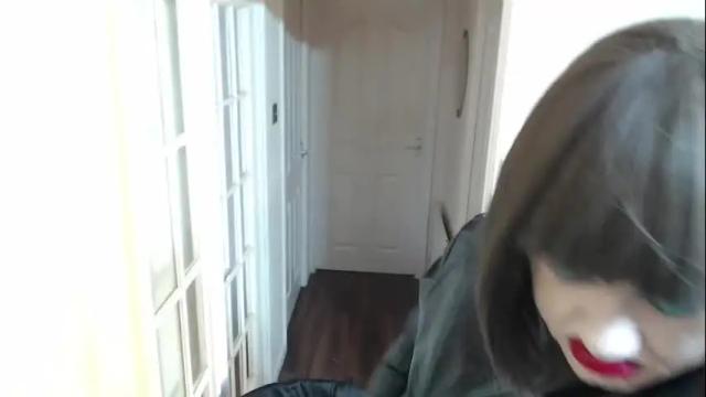 Image 12 of candi_smokes Stream on Chaturbate on 1 month ago