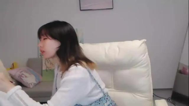 Image 7 of candy8998 Stream on Chaturbate on 29 days ago
