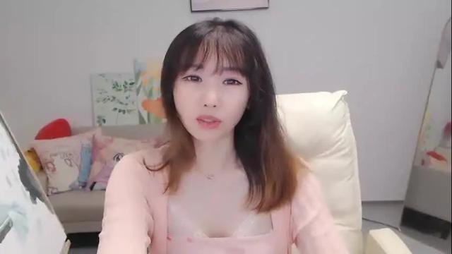 Image 12 of candy8998 Stream on Chaturbate on 23 days ago