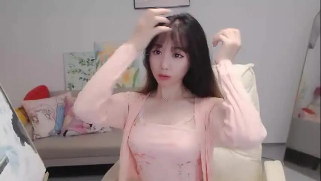 Image 6 of candy8998 Stream on Chaturbate on 23 days ago