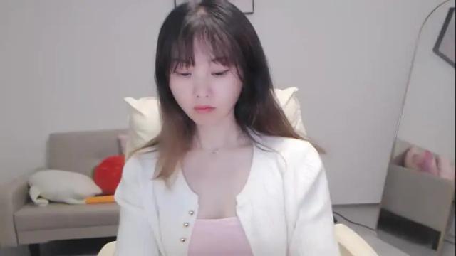 Image 12 of candy8998 Stream on Chaturbate on 12 days ago