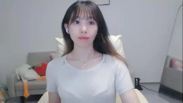 Image 12 of candy8998 Stream on Chaturbate on 11 days ago