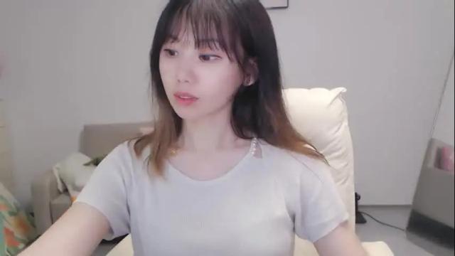 Image 4 of candy8998 Stream on Chaturbate on 11 days ago
