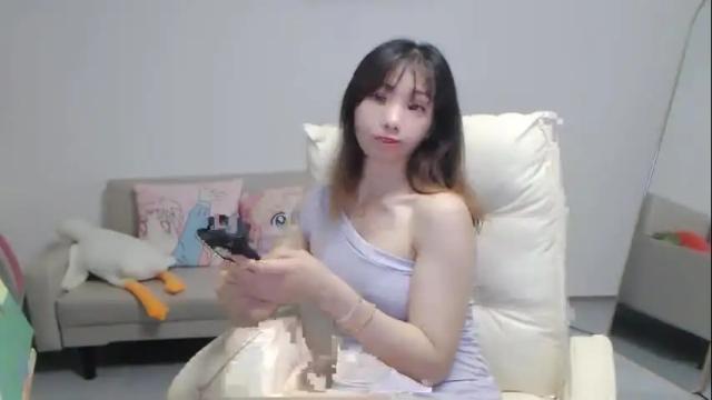 Image 12 of candy8998 Stream on Chaturbate on 4 days ago
